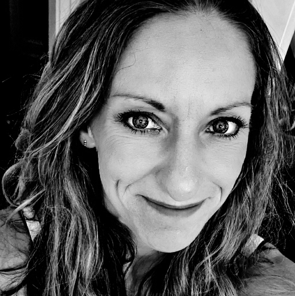 Meet your Posher, Brittney - Picture 1 of 1